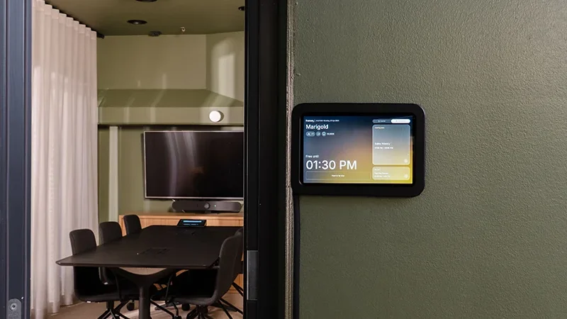 Framery Smart Office Devices featuring the Room Display and Space Overview Anywhere